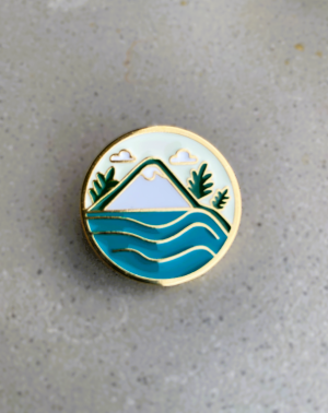 PIN DE METAL CAPACETE MONTE Metal Pin  Verniz Esmaltado Esmaltado 